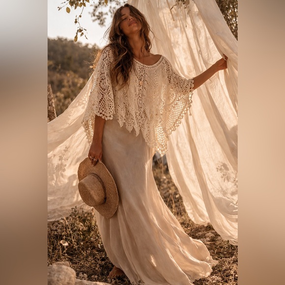 sparrow Sweaters - Crochet Lace Poncho Top • 100% Cotton • M/L